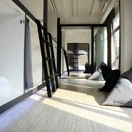 3 Howw Hostel At Sukhumvit 21