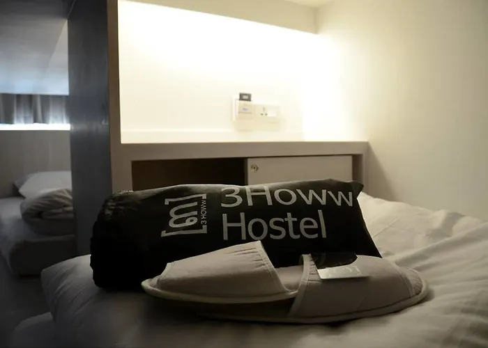 3 Howw At Sukhumvit 21 2*